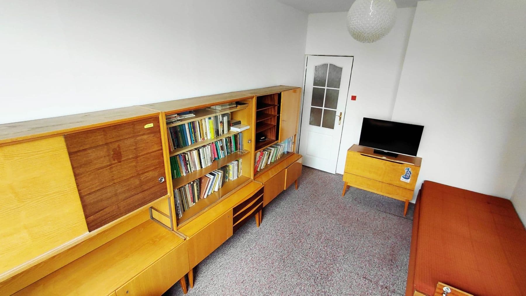 2 bedroom with open-plan kitchen flat to rent, 72 m², Hlivická, Prague, Prague 2 bedroom with open-plan kitchen flat to rent, 72 m², Hlivická, Prague, Prague