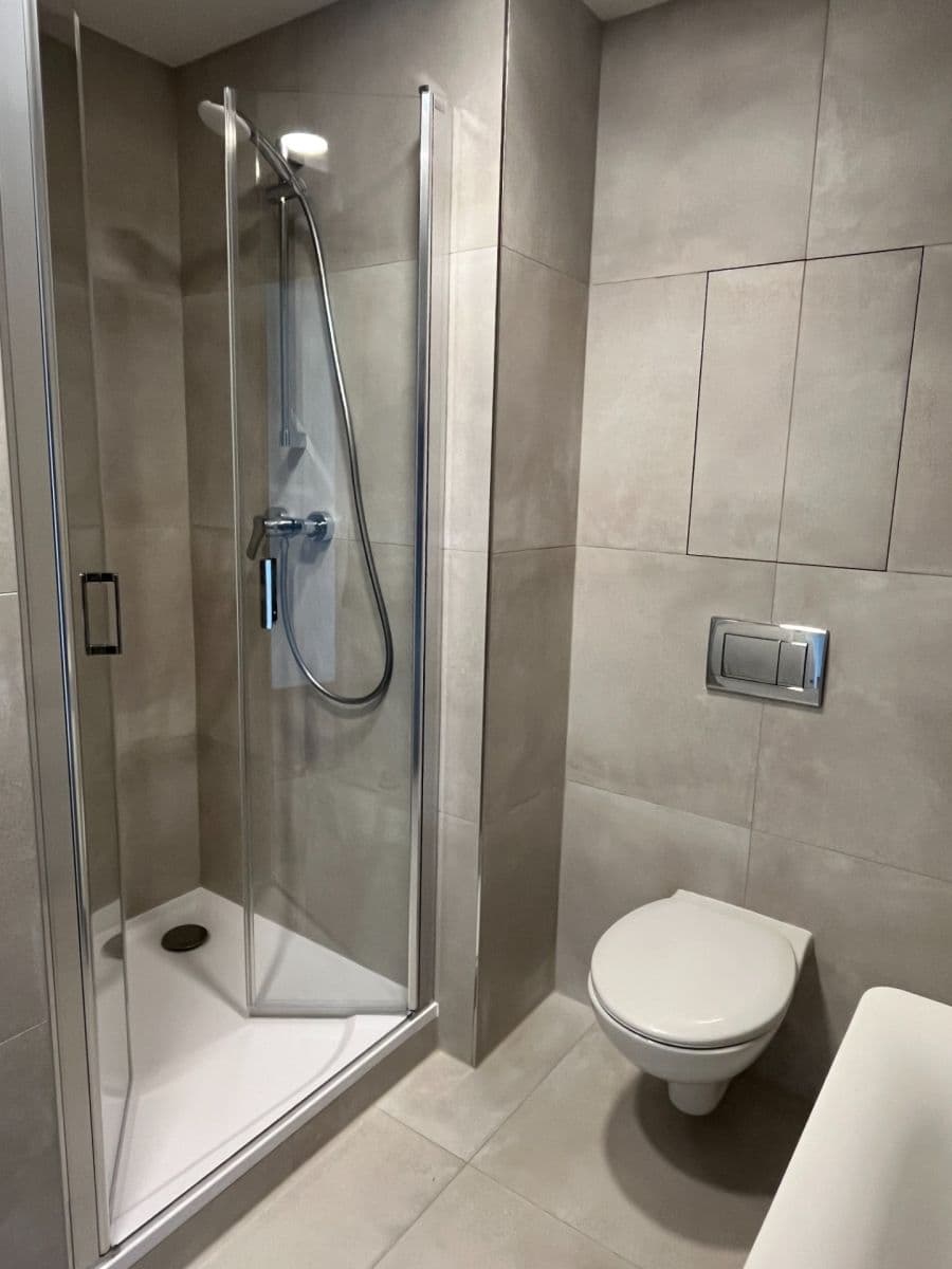 1 bedroom with open-plan kitchen flat to rent, 46 m², Poděbradská, Prague, Prague 1 bedroom with open-plan kitchen flat to rent, 46 m², Poděbradská, Prague, Prague