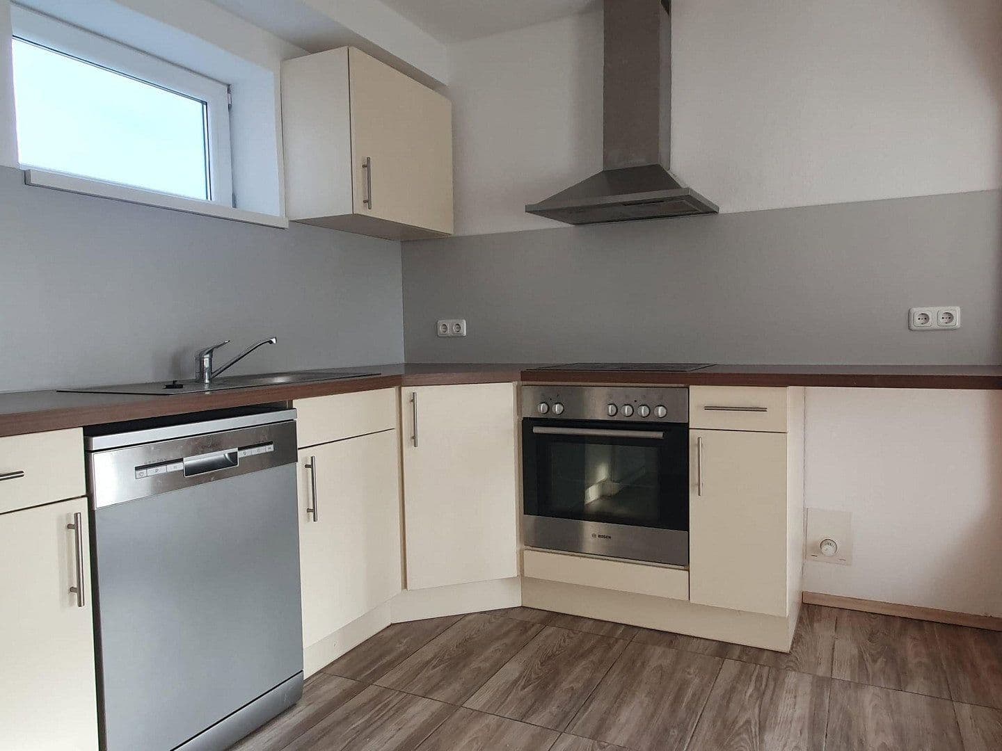 house for sale, 301 m², Elbuferstraße 5, Hohnstorf (Elbe), Lower Saxony house for sale, 301 m², Elbuferstraße 5, Hohnstorf (Elbe), Lower Saxony