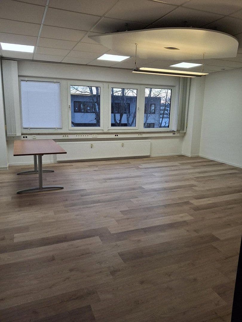 office to rent, 65 m², Oststrasse 122 C, Norderstedt, Schleswig-Holstein office to rent, 65 m², Oststrasse 122 C, Norderstedt, Schleswig-Holstein