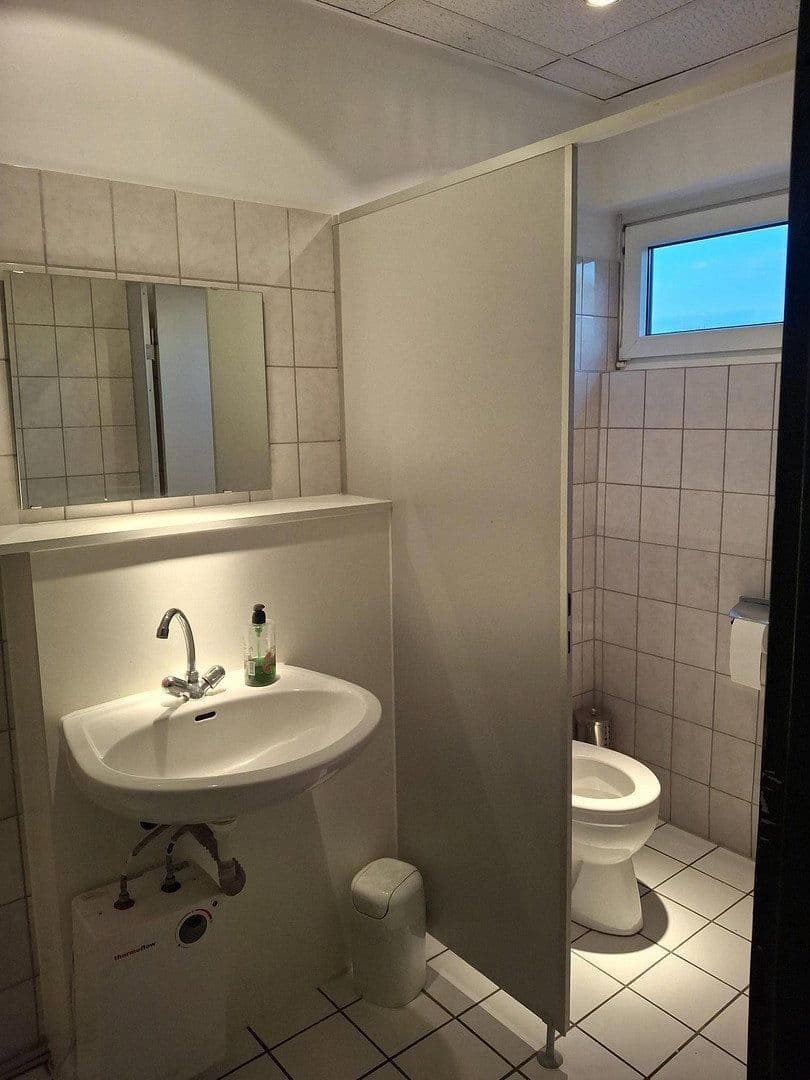 office to rent, 65 m², Oststrasse 122 C, Norderstedt, Schleswig-Holstein office to rent, 65 m², Oststrasse 122 C, Norderstedt, Schleswig-Holstein