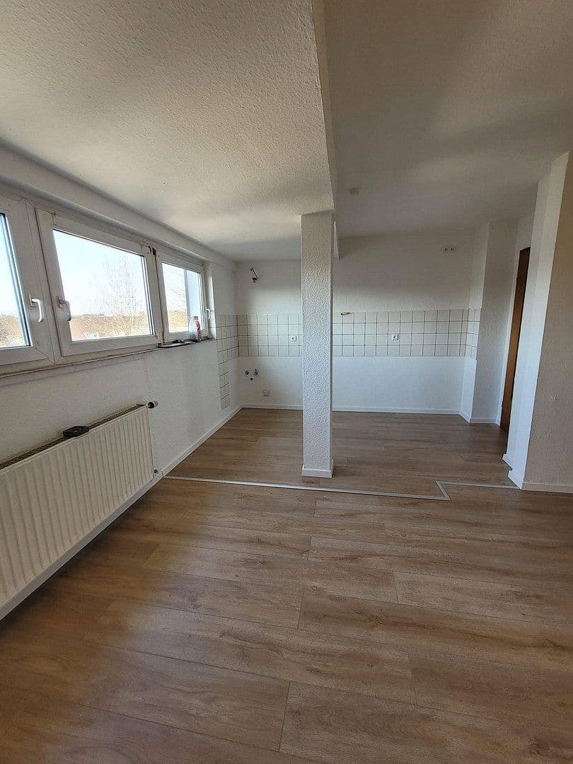 4 bedroom flat to rent, 90 m², Buschhausener Straße 72, Oberhausen, North Rhine-Westphalia 4 bedroom flat to rent, 90 m², Buschhausener Straße 72, Oberhausen, North Rhine-Westphalia