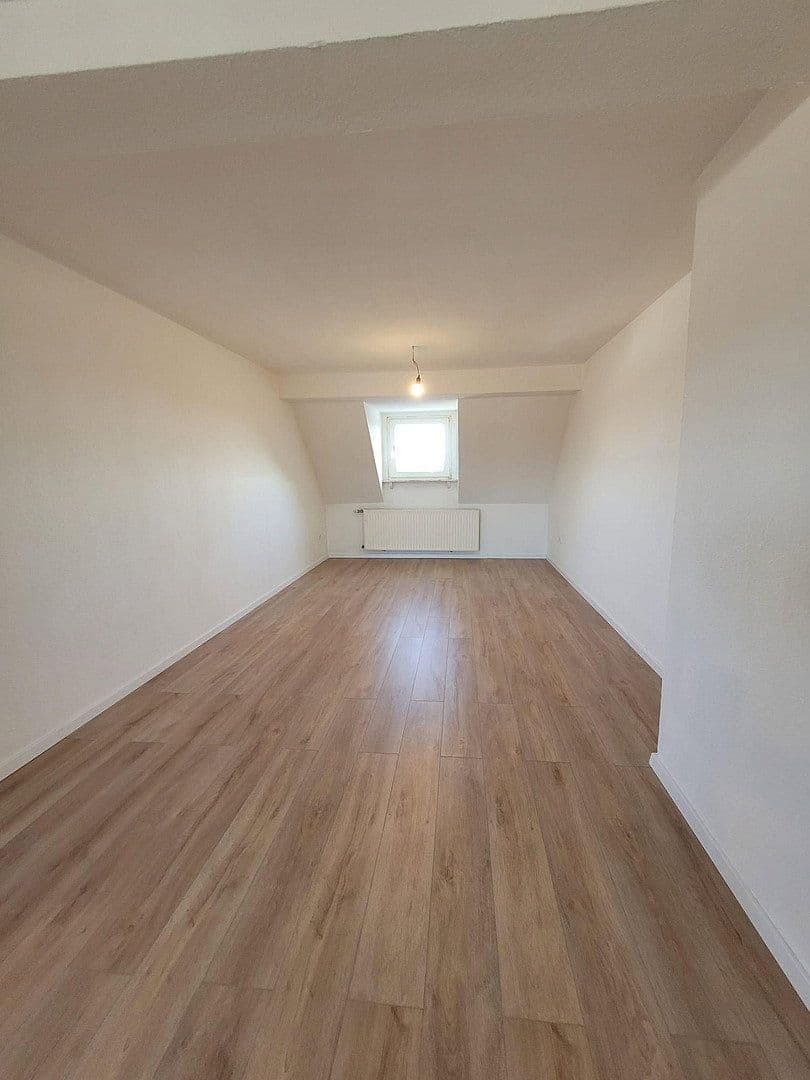 4 bedroom flat to rent, 90 m², Buschhausener Straße 72, Oberhausen, North Rhine-Westphalia 4 bedroom flat to rent, 90 m², Buschhausener Straße 72, Oberhausen, North Rhine-Westphalia