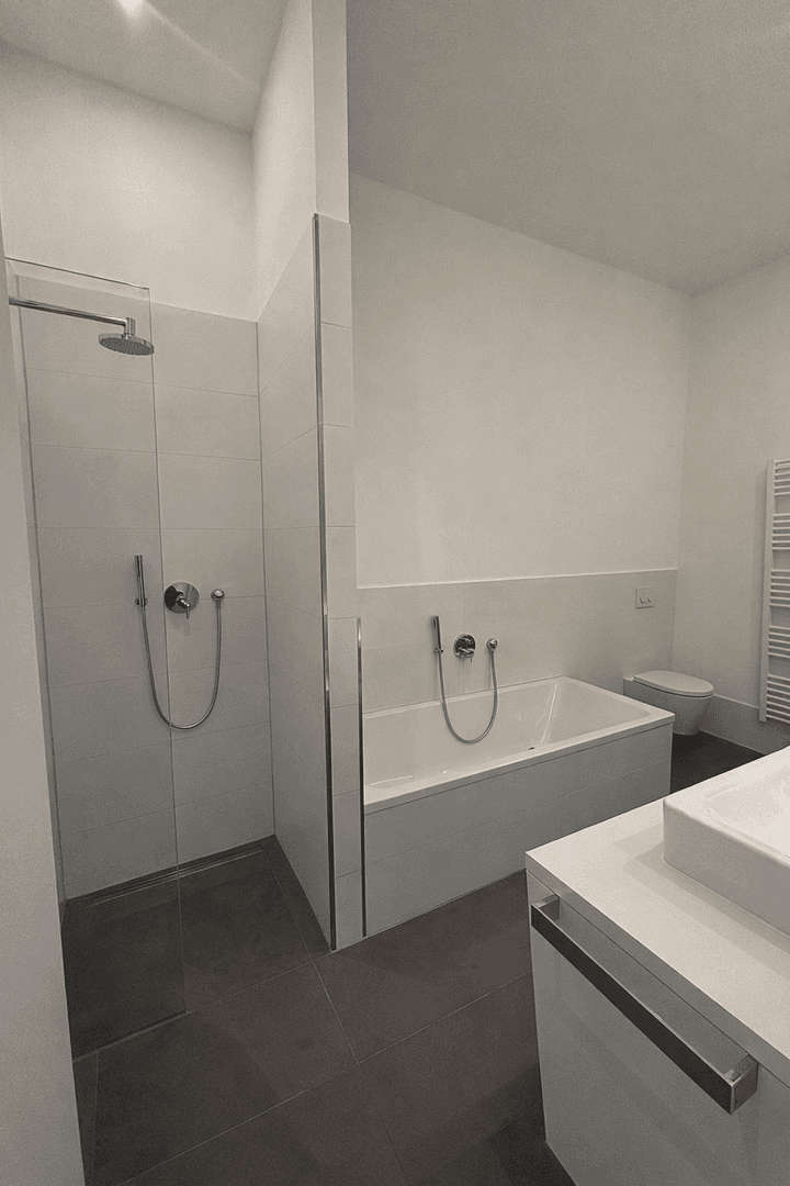 3 bedroom flat to rent, 115 m², Menckestraße 43, Leipzig, Saxony 3 bedroom flat to rent, 115 m², Menckestraße 43, Leipzig, Saxony