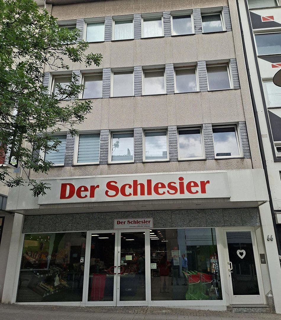 1 bedroom with open-plan kitchen flat to rent, 76 m², Hauptstr. 66, Solingen, North Rhine-Westphalia 1 bedroom with open-plan kitchen flat to rent, 76 m², Hauptstr. 66, Solingen, North Rhine-Westphalia