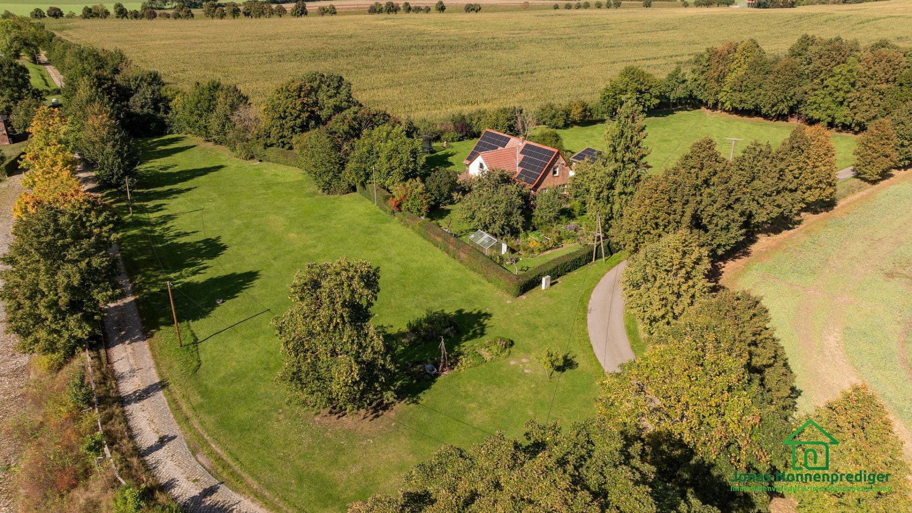 house for sale, 185 m², Bahnhofsweg 8, Alt Sührkow, Mecklenburg-Vorpommern house for sale, 185 m², Bahnhofsweg 8, Alt Sührkow, Mecklenburg-Vorpommern