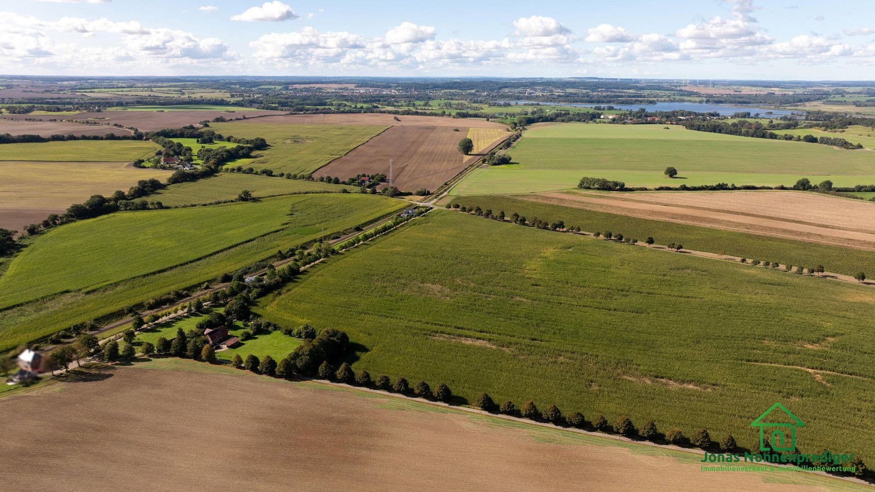 house for sale, 185 m², Bahnhofsweg 8, Alt Sührkow, Mecklenburg-Vorpommern house for sale, 185 m², Bahnhofsweg 8, Alt Sührkow, Mecklenburg-Vorpommern