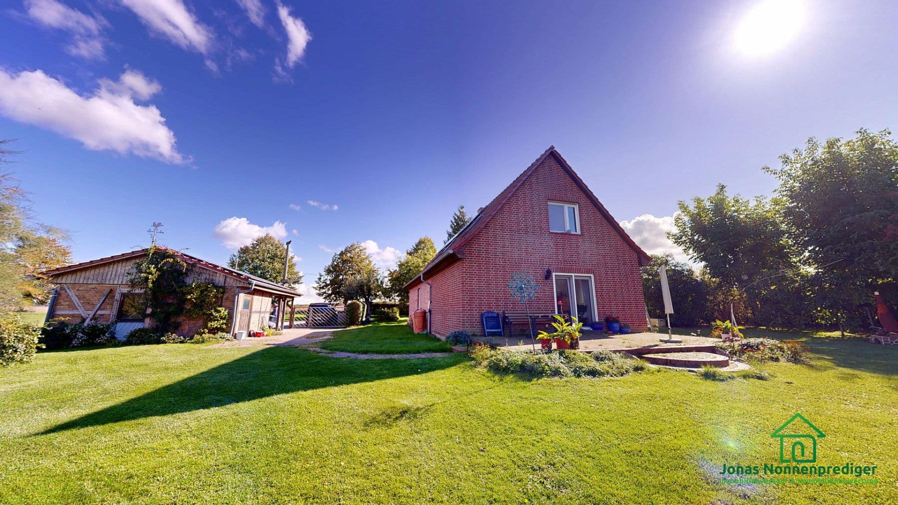 house for sale, 185 m², Bahnhofsweg 8, Alt Sührkow, Mecklenburg-Vorpommern house for sale, 185 m², Bahnhofsweg 8, Alt Sührkow, Mecklenburg-Vorpommern