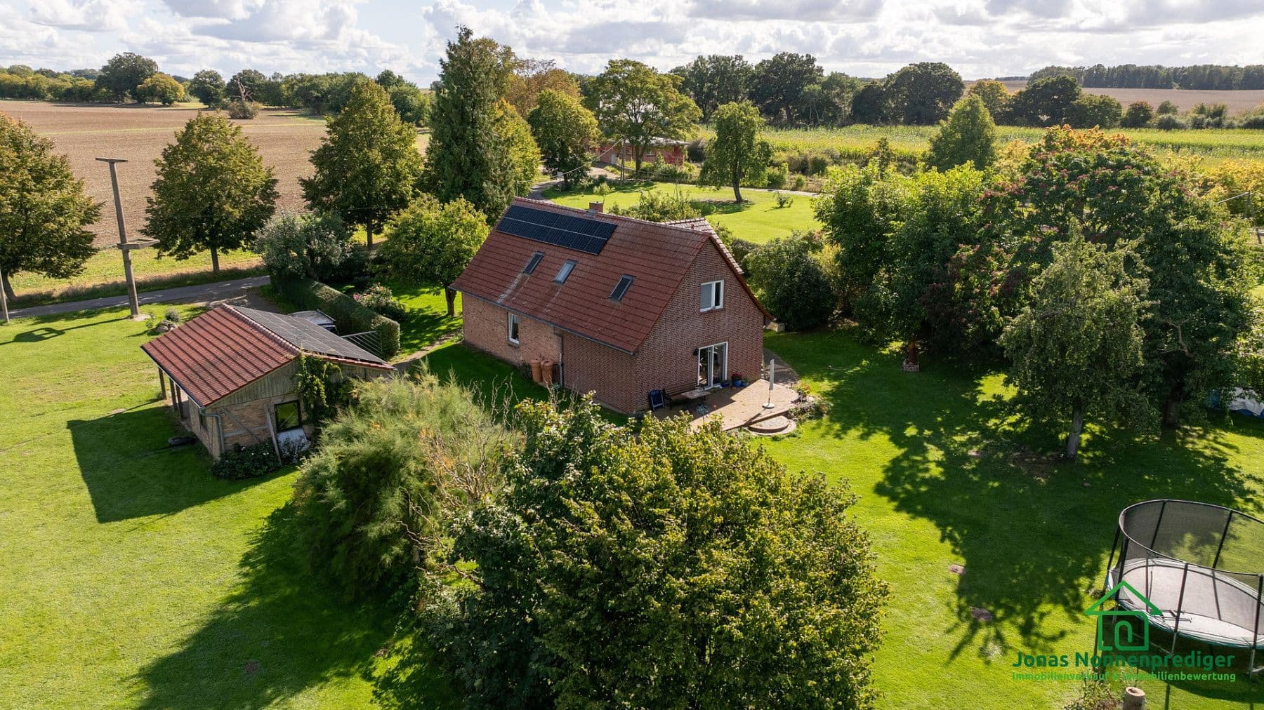 house for sale, 185 m², Bahnhofsweg 8, Alt Sührkow, Mecklenburg-Vorpommern house for sale, 185 m², Bahnhofsweg 8, Alt Sührkow, Mecklenburg-Vorpommern