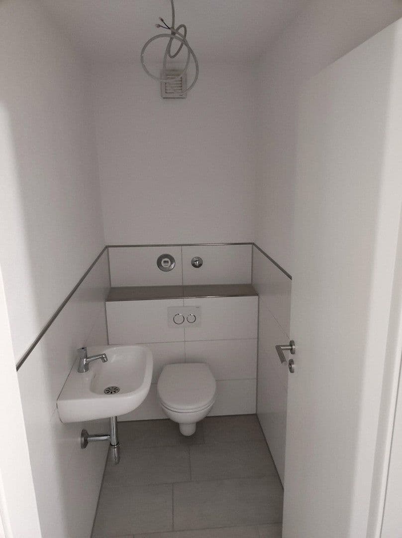 1 bedroom with open-plan kitchen flat to rent, 75 m², Am Felsenhau 14, Bad Urach, Baden-Württemberg 1 bedroom with open-plan kitchen flat to rent, 75 m², Am Felsenhau 14, Bad Urach, Baden-Württemberg