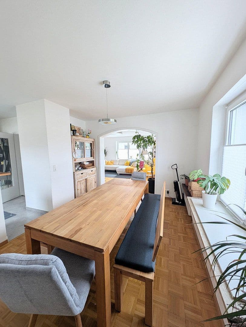 3 bedroom with open-plan kitchen flat to rent, 123 m², Augsburg, Bavaria 3 bedroom with open-plan kitchen flat to rent, 123 m², Augsburg, Bavaria