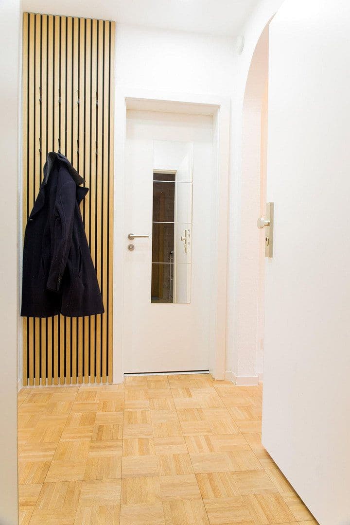 1 bedroom with open-plan kitchen flat to rent, 65 m², Stuttgart, Baden-Württemberg 1 bedroom with open-plan kitchen flat to rent, 65 m², Stuttgart, Baden-Württemberg