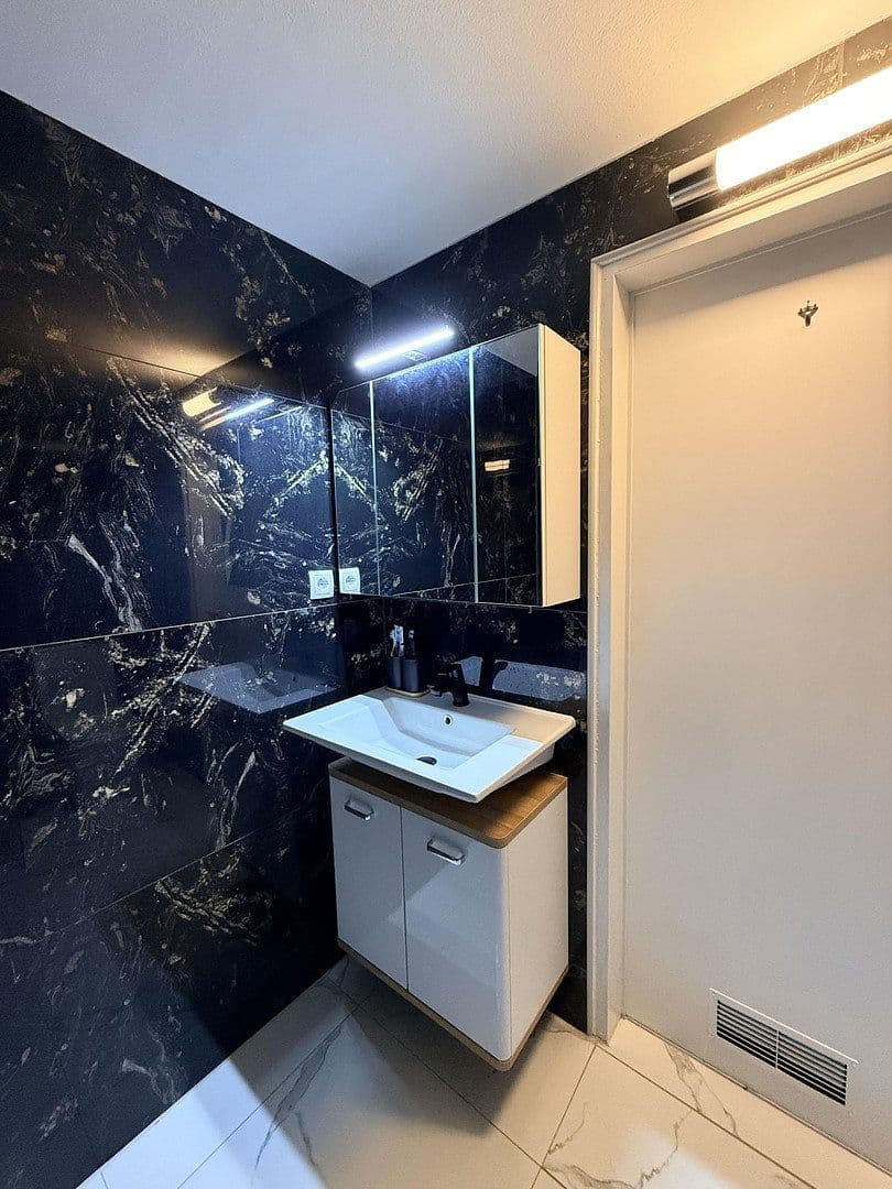 Studio flat for sale, 34 m², Hohe Warte 3, Spardorf, Bavaria Studio flat for sale, 34 m², Hohe Warte 3, Spardorf, Bavaria