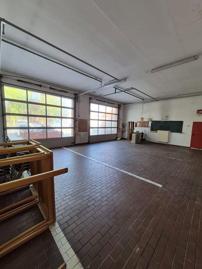 non-residential property for sale, 875 m², Metjendorfer Landstraße 28, Wiefelstede, Lower Saxony non-residential property for sale, 875 m², Metjendorfer Landstraße 28, Wiefelstede, Lower Saxony