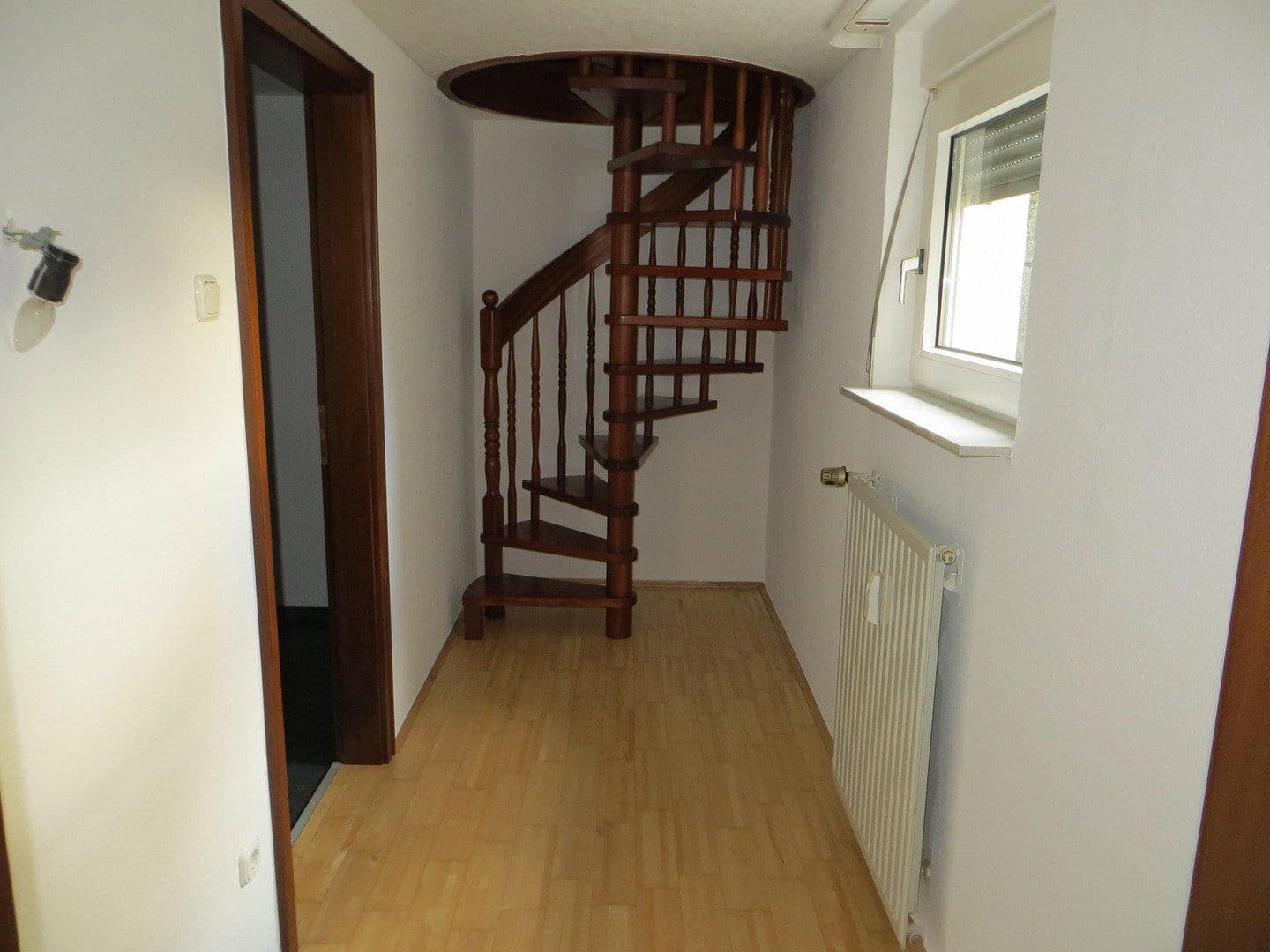 2 bedroom with open-plan kitchen flat to rent, 130 m², Bottrop, North Rhine-Westphalia 2 bedroom with open-plan kitchen flat to rent, 130 m², Bottrop, North Rhine-Westphalia