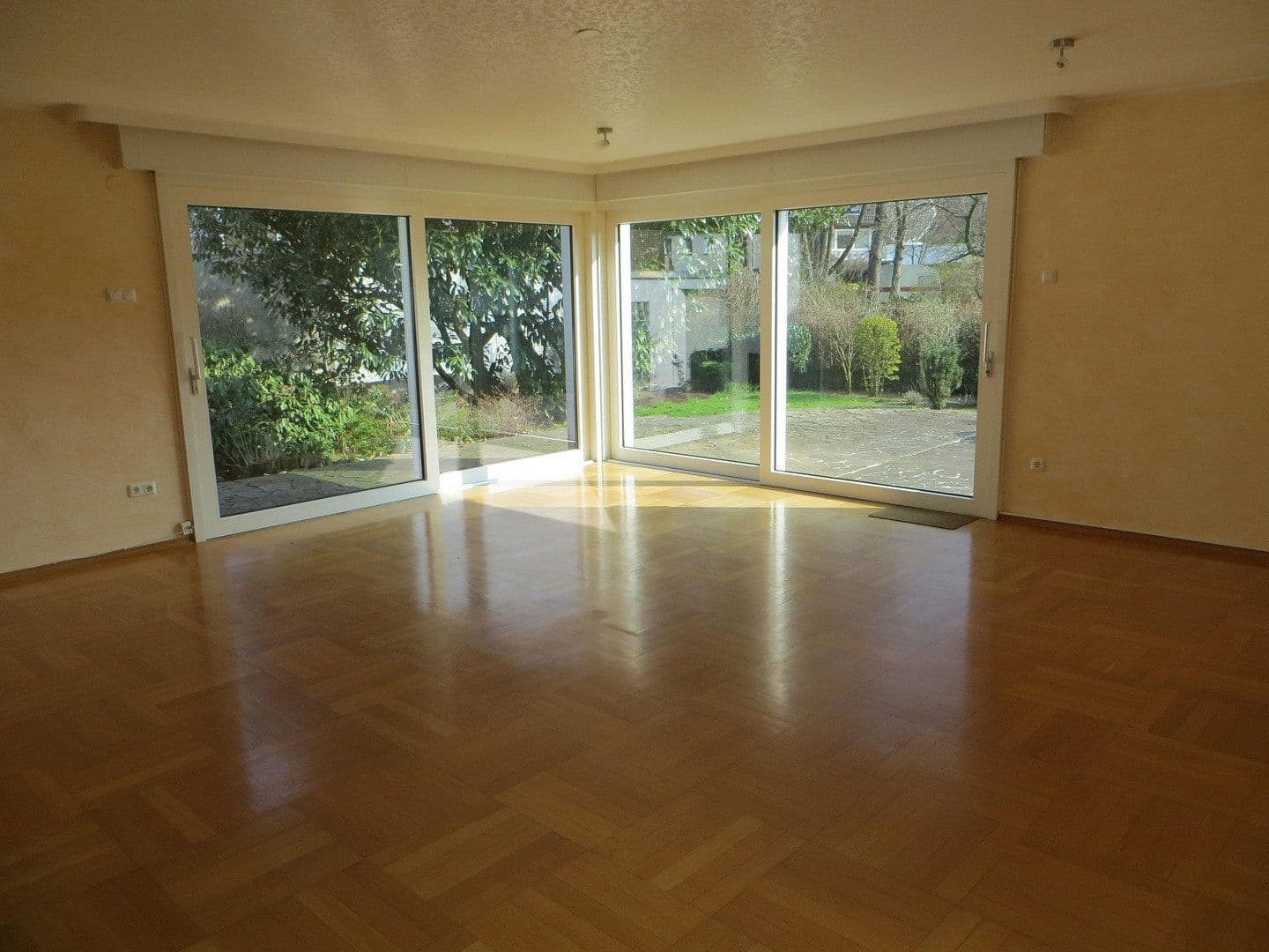 2 bedroom with open-plan kitchen flat to rent, 130 m², Bottrop, North Rhine-Westphalia 2 bedroom with open-plan kitchen flat to rent, 130 m², Bottrop, North Rhine-Westphalia