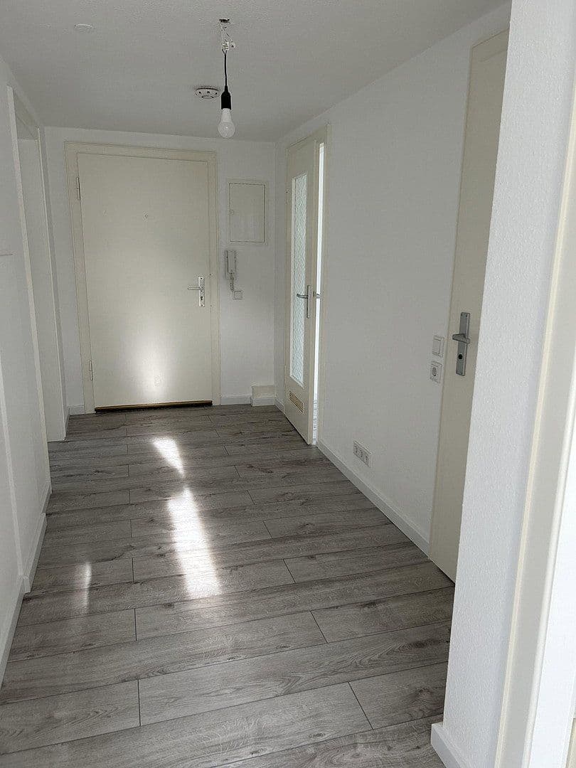 3 bedroom flat to rent, 68 m², Curieweg 12, Düsseldorf, North Rhine-Westphalia 3 bedroom flat to rent, 68 m², Curieweg 12, Düsseldorf, North Rhine-Westphalia