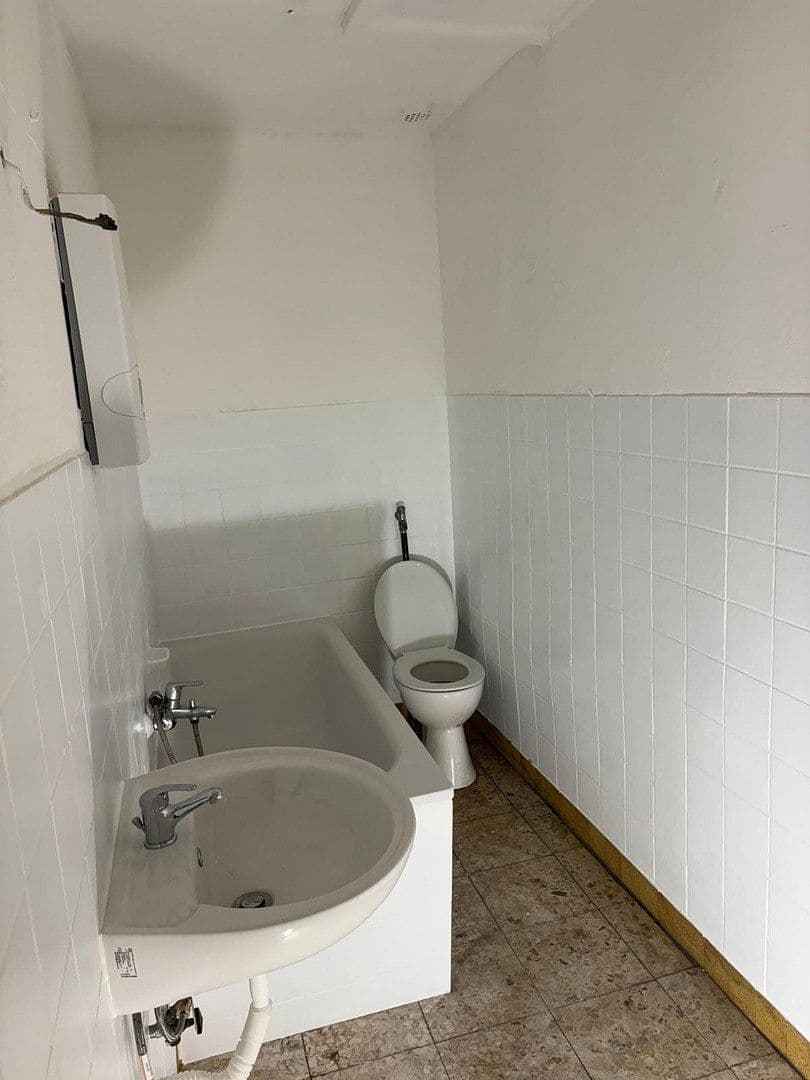 2 bedroom flat to rent, 62 m², Breyeller Straße 35, Nettetal, North Rhine-Westphalia 2 bedroom flat to rent, 62 m², Breyeller Straße 35, Nettetal, North Rhine-Westphalia