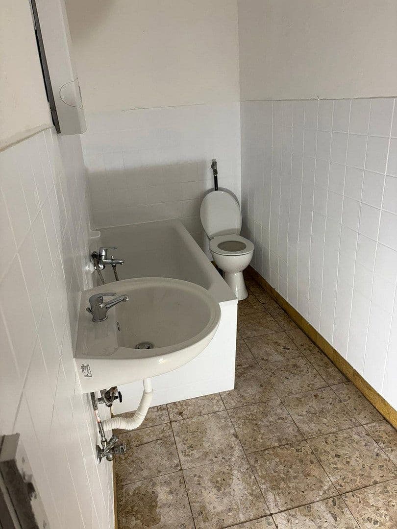 2 bedroom flat to rent, 62 m², Breyeller Straße 35, Nettetal, North Rhine-Westphalia 2 bedroom flat to rent, 62 m², Breyeller Straße 35, Nettetal, North Rhine-Westphalia