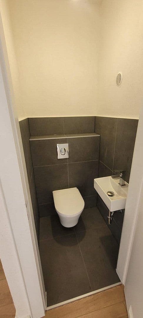 5 bedroom flat to rent, 112 m², Neumärker Straße 7, Helmstedt, Lower Saxony 5 bedroom flat to rent, 112 m², Neumärker Straße 7, Helmstedt, Lower Saxony