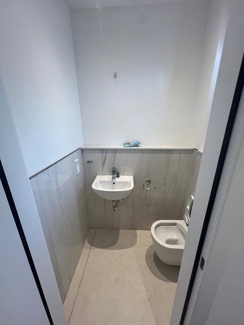 house for sale, 212 m², Am Blumenfeld 23 A, Meerbusch, North Rhine-Westphalia house for sale, 212 m², Am Blumenfeld 23 A, Meerbusch, North Rhine-Westphalia