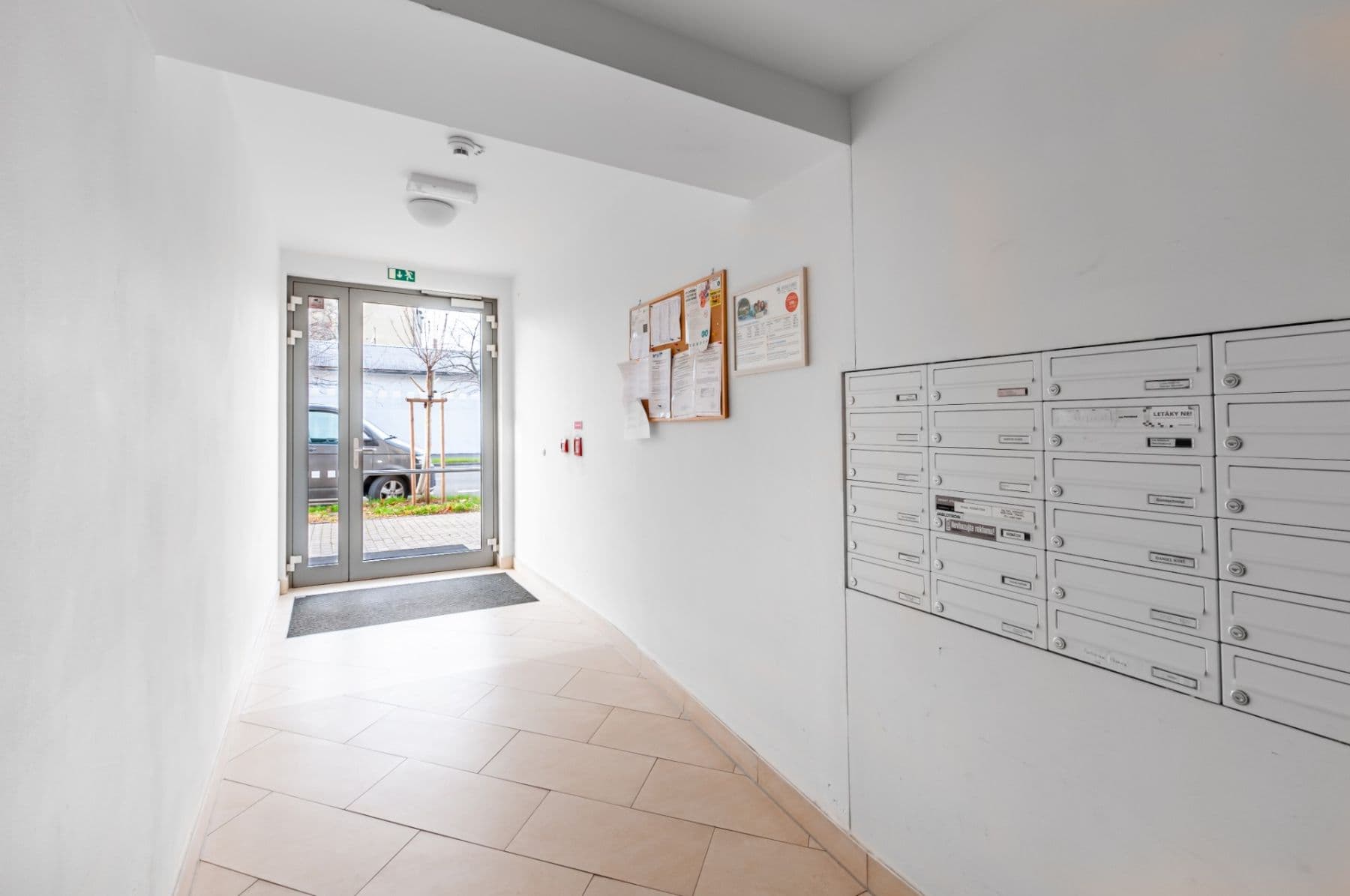 Studio flat to rent, 41 m², Na Maninách, Prague, Prague Studio flat to rent, 41 m², Na Maninách, Prague, Prague