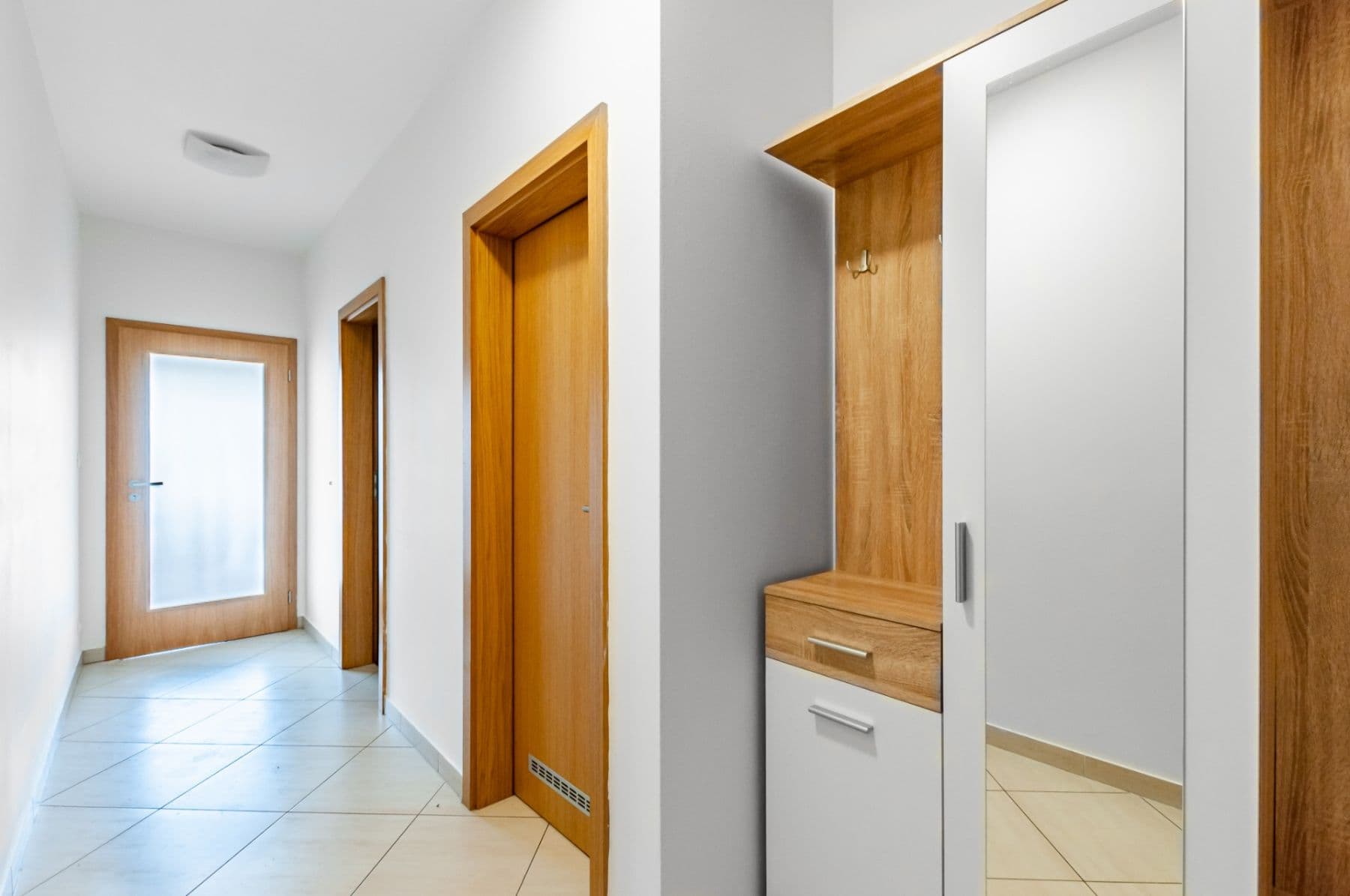 Studio flat to rent, 41 m², Na Maninách, Prague, Prague Studio flat to rent, 41 m², Na Maninách, Prague, Prague