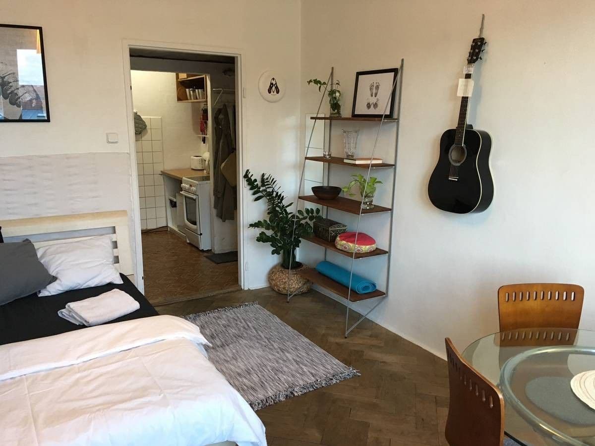 Studio flat to rent, 28 m², Milady Horákové, Prague, Prague Studio flat to rent, 28 m², Milady Horákové, Prague, Prague