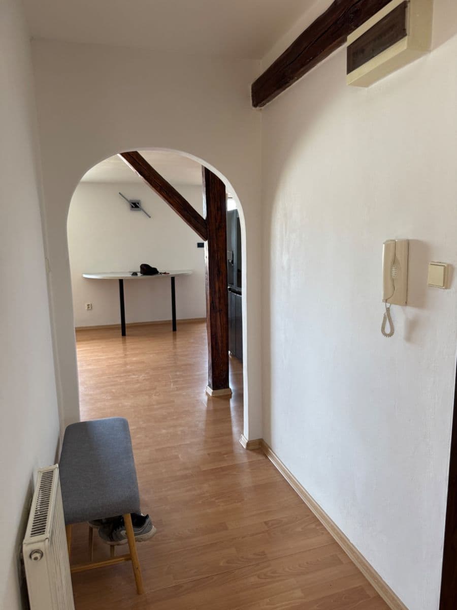 1 bedroom with open-plan kitchen flat to rent, 78 m², Komárovská, Brno, Jihomoravský Region 1 bedroom with open-plan kitchen flat to rent, 78 m², Komárovská, Brno, Jihomoravský Region