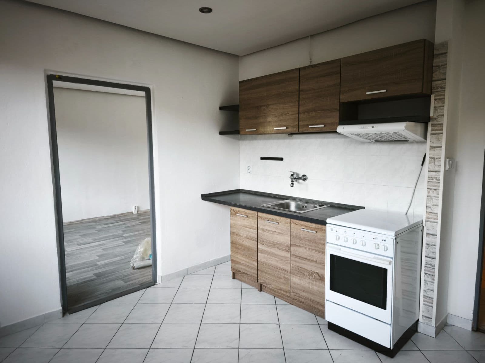 1 bedroom flat for sale, 37 m², Krušnohorská, Chlumec, Ústecký Region 1 bedroom flat for sale, 37 m², Krušnohorská, Chlumec, Ústecký Region