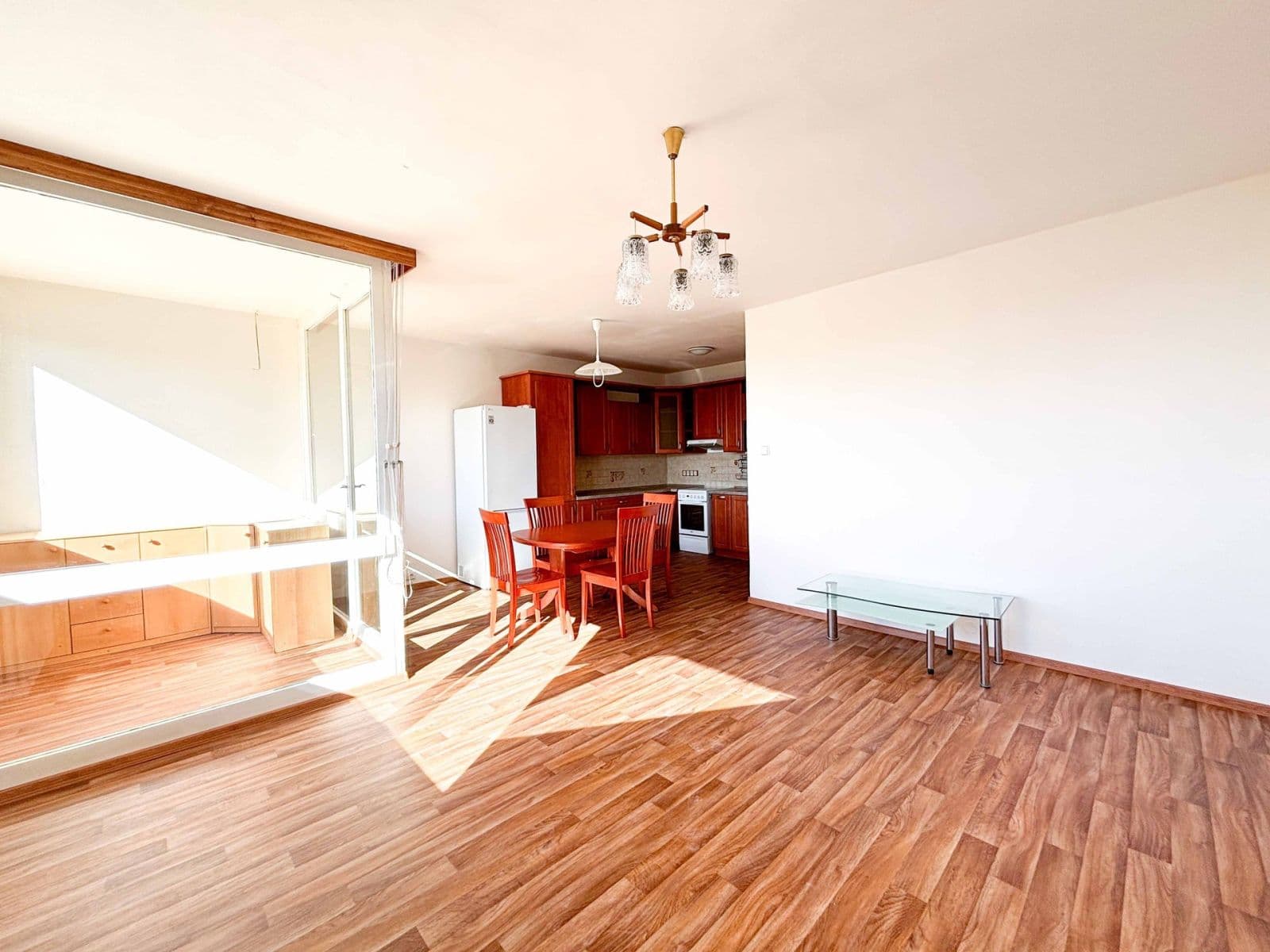 2 bedroom with open-plan kitchen flat to rent, 72 m², Hlivická, Prague, Prague 2 bedroom with open-plan kitchen flat to rent, 72 m², Hlivická, Prague, Prague