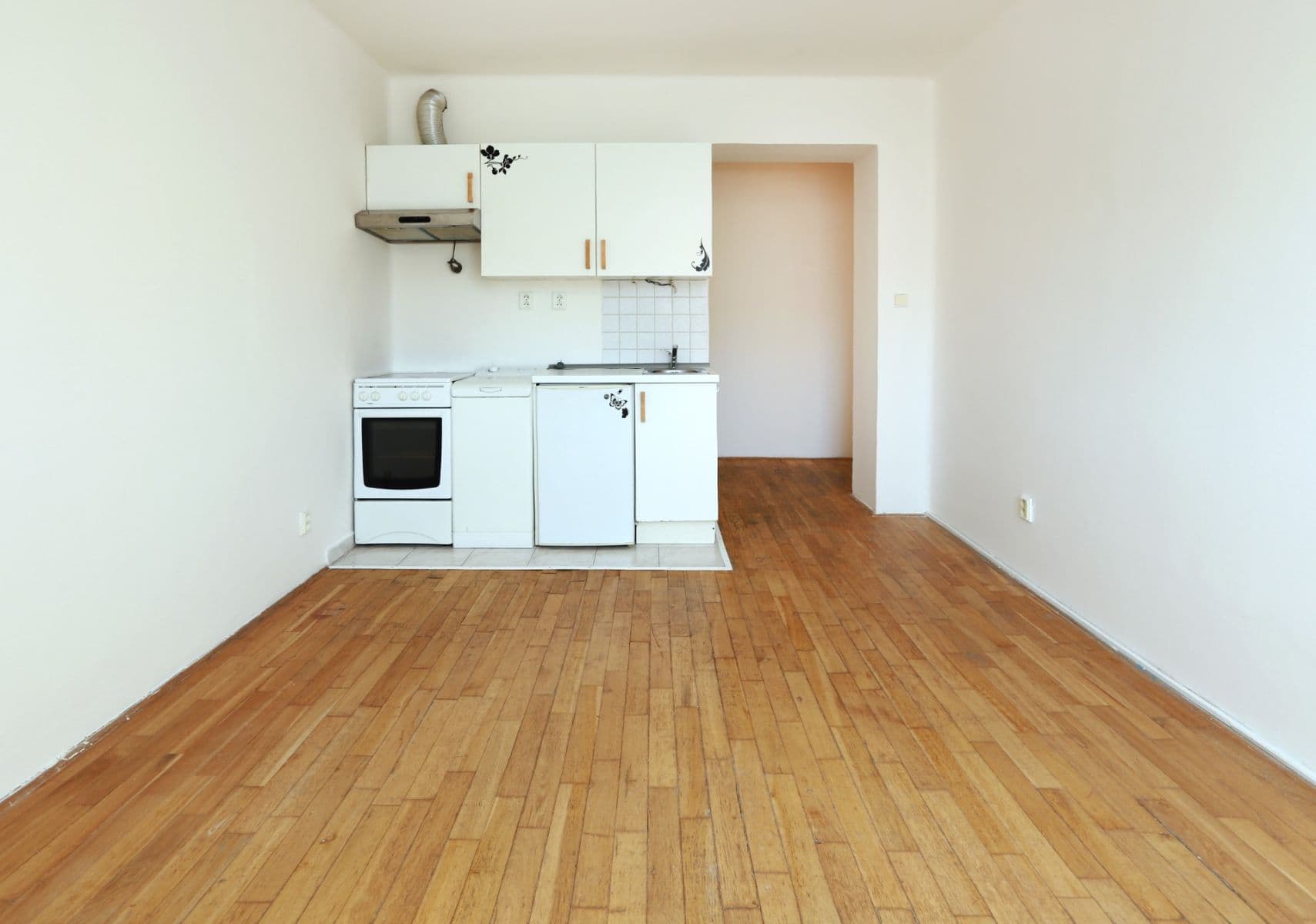 Studio flat to rent, 22 m², Na Mlejnku, Prague, Prague Studio flat to rent, 22 m², Na Mlejnku, Prague, Prague