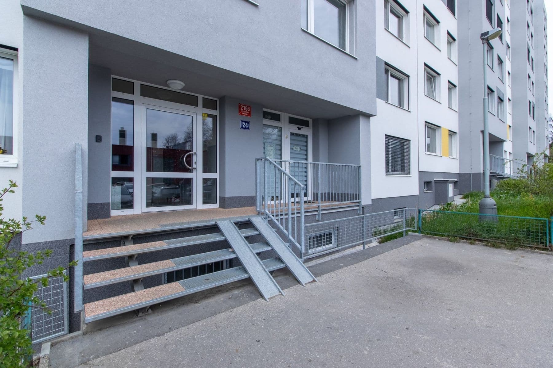 1 bedroom with open-plan kitchen flat to rent, 33 m², Ovčí hájek, Prague, Prague 1 bedroom with open-plan kitchen flat to rent, 33 m², Ovčí hájek, Prague, Prague