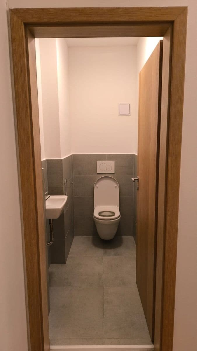 3 bedroom flat to rent, 72 m², Tomanova, Slaný, Středočeský Region 3 bedroom flat to rent, 72 m², Tomanova, Slaný, Středočeský Region