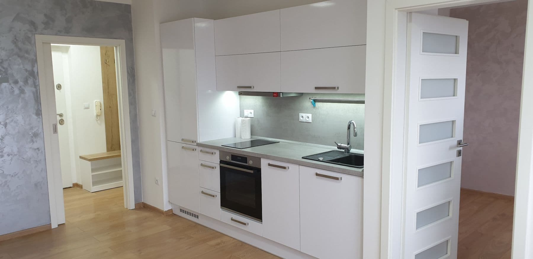 1 bedroom with open-plan kitchen flat to rent, 41 m², Ahepjukova, Ostrava, Moravskoslezský Region 1 bedroom with open-plan kitchen flat to rent, 41 m², Ahepjukova, Ostrava, Moravskoslezský Region