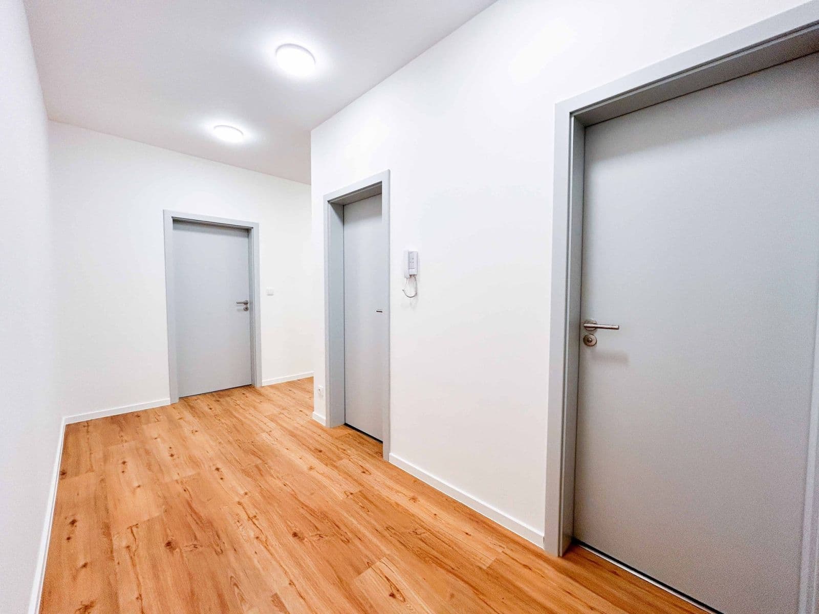 2 bedroom with open-plan kitchen flat to rent, 90 m², Suchánkova, Benešov, Středočeský Region 2 bedroom with open-plan kitchen flat to rent, 90 m², Suchánkova, Benešov, Středočeský Region