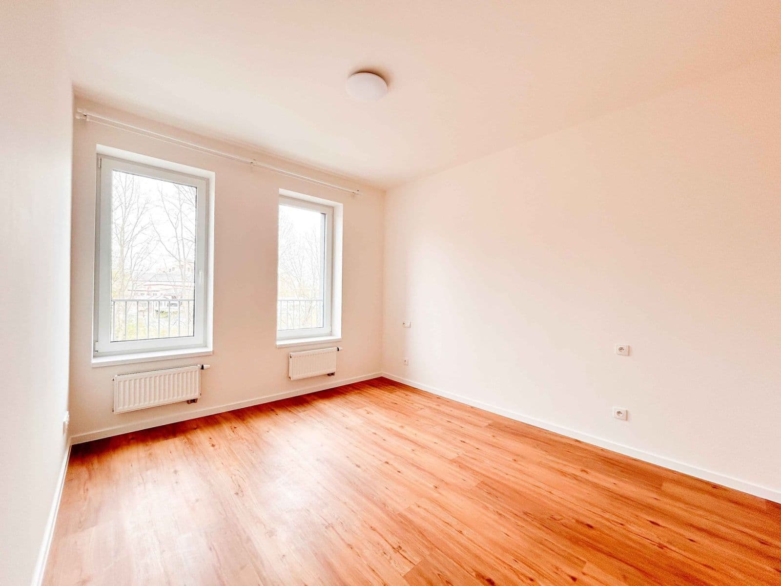 2 bedroom with open-plan kitchen flat to rent, 90 m², Suchánkova, Benešov, Středočeský Region 2 bedroom with open-plan kitchen flat to rent, 90 m², Suchánkova, Benešov, Středočeský Region