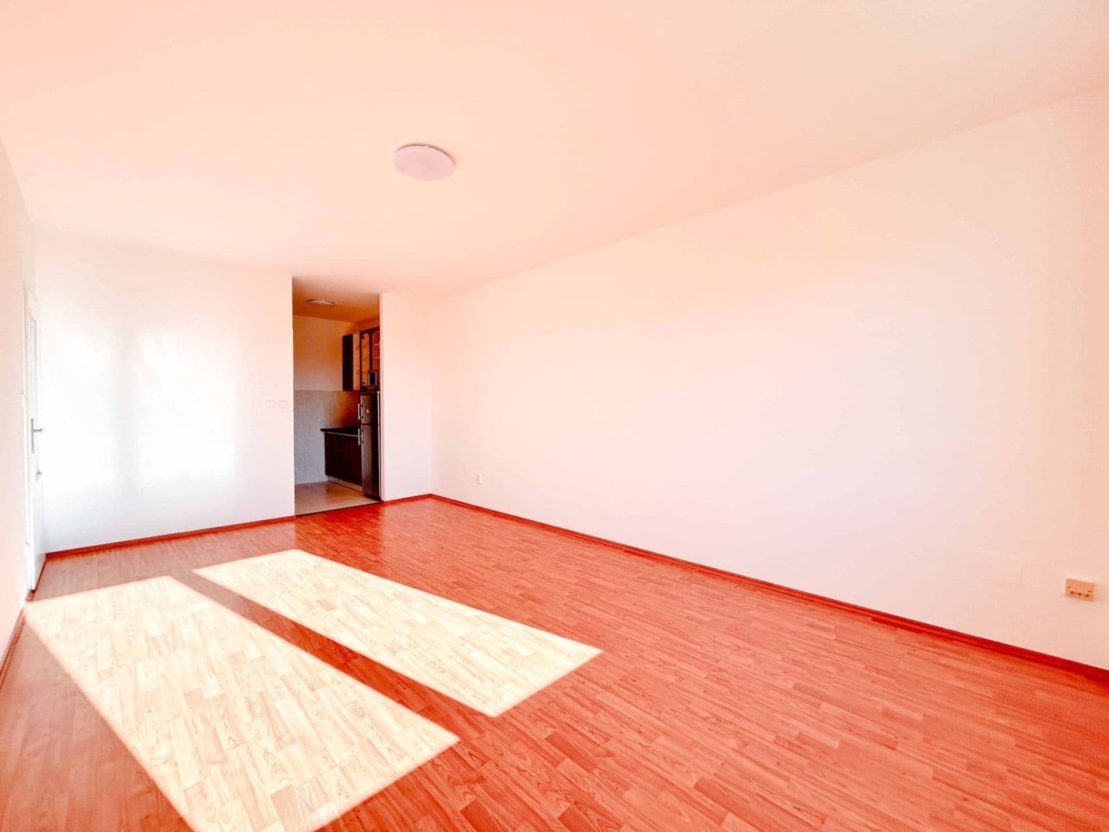 1 bedroom with open-plan kitchen flat to rent, 49 m², Volutová, Prague, Prague 1 bedroom with open-plan kitchen flat to rent, 49 m², Volutová, Prague, Prague