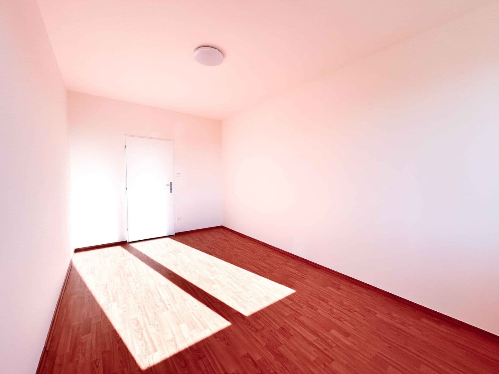 1 bedroom with open-plan kitchen flat to rent, 49 m², Volutová, Prague, Prague 1 bedroom with open-plan kitchen flat to rent, 49 m², Volutová, Prague, Prague