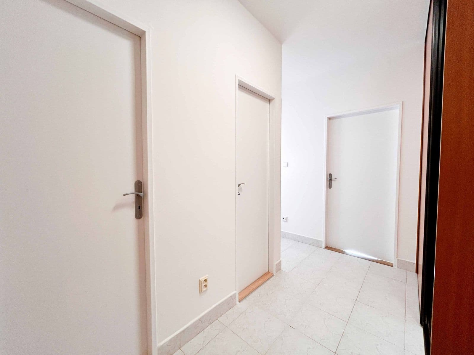 1 bedroom with open-plan kitchen flat to rent, 49 m², Volutová, Prague, Prague 1 bedroom with open-plan kitchen flat to rent, 49 m², Volutová, Prague, Prague
