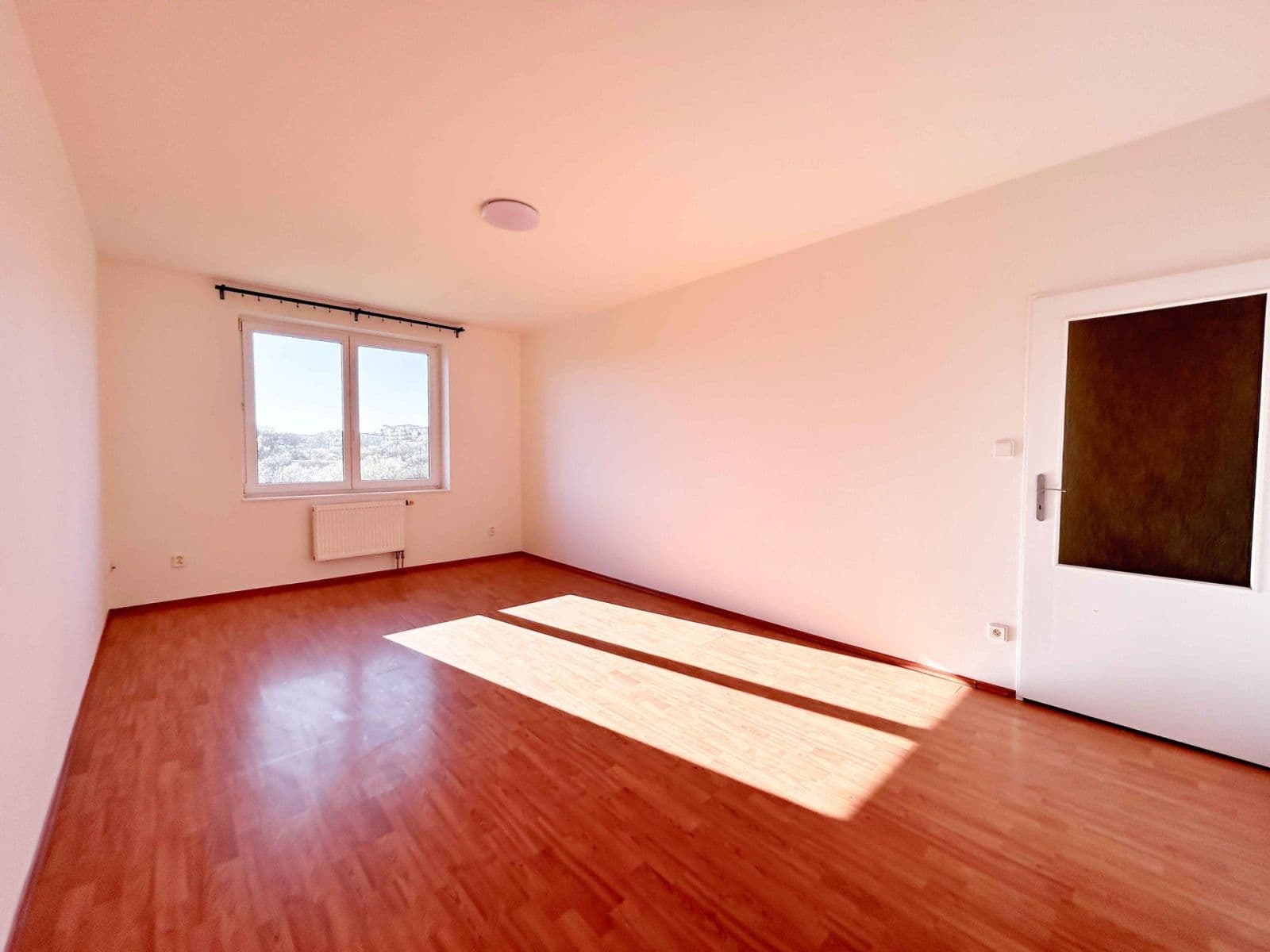 1 bedroom with open-plan kitchen flat to rent, 49 m², Volutová, Prague, Prague 1 bedroom with open-plan kitchen flat to rent, 49 m², Volutová, Prague, Prague