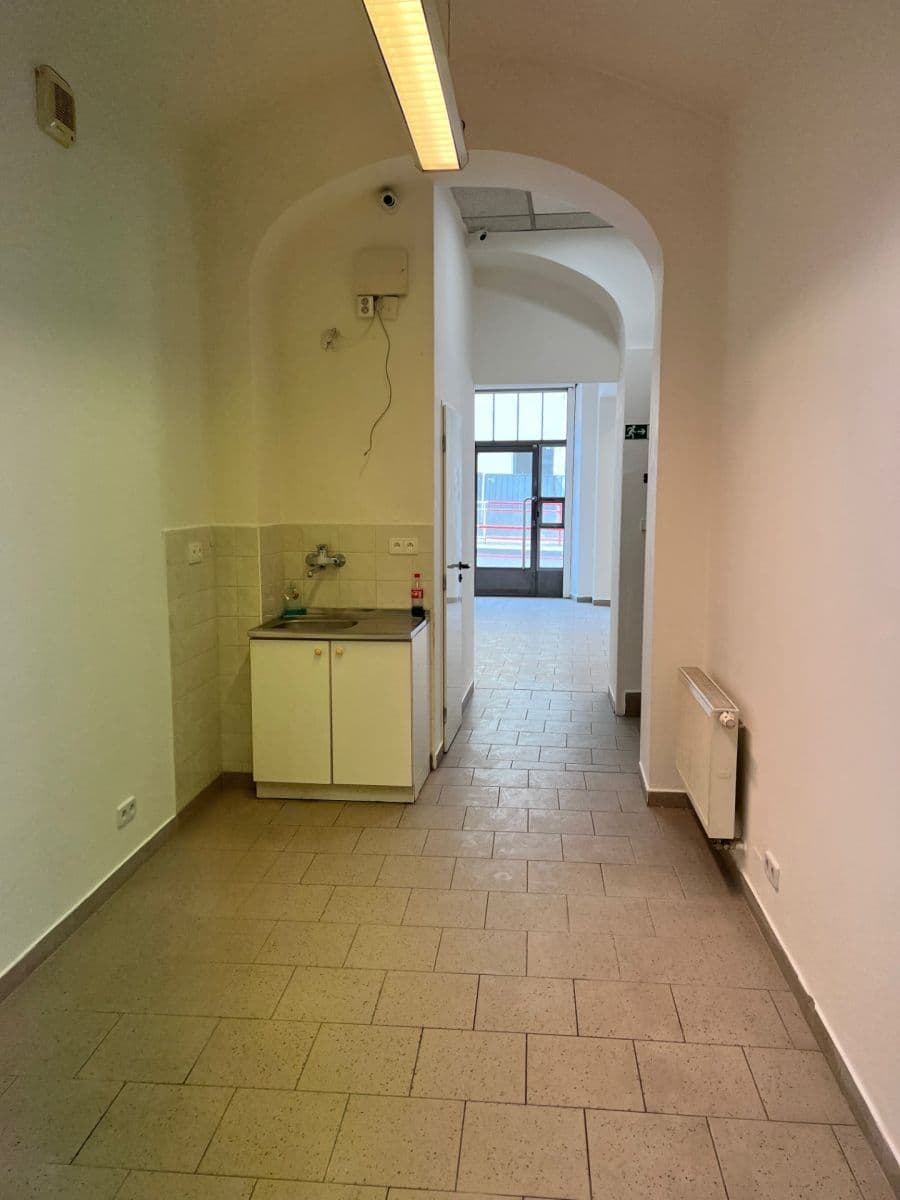 non-residential property to rent, 55 m², Plzeňská, Prague, Prague non-residential property to rent, 55 m², Plzeňská, Prague, Prague