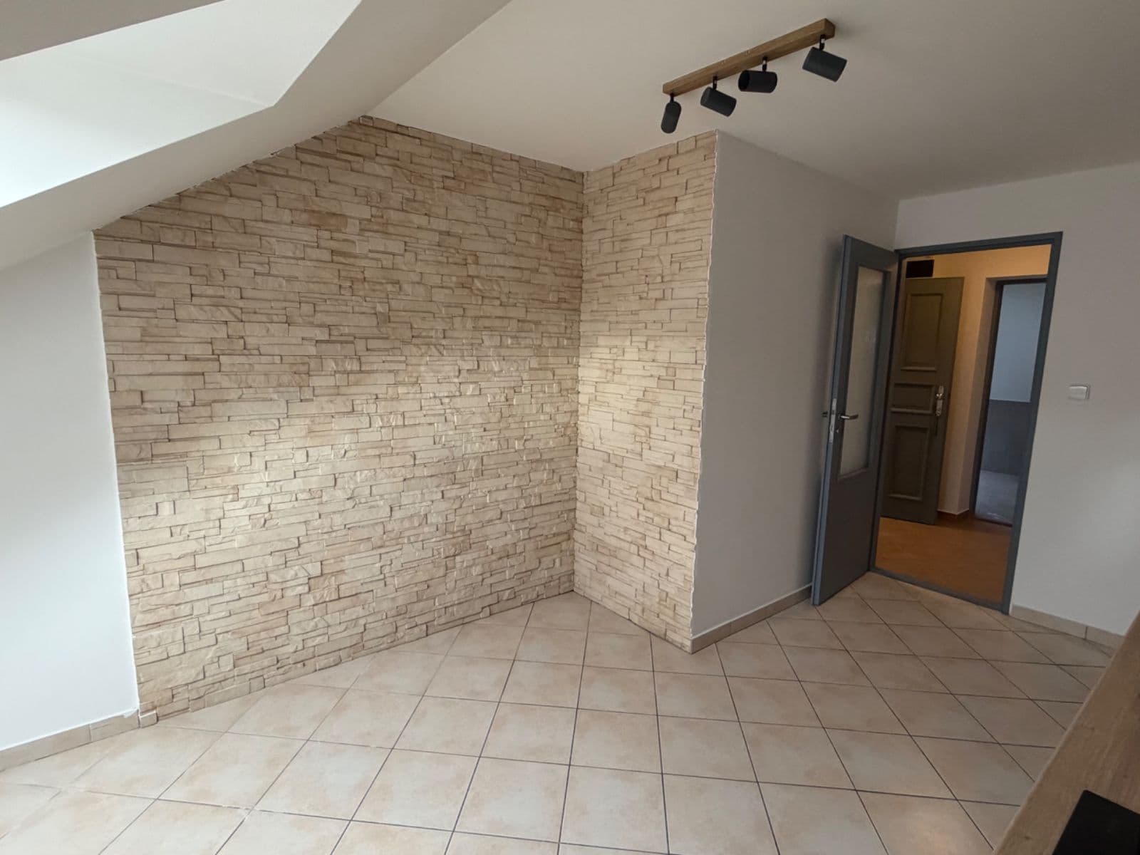 2 bedroom flat to rent, 54 m², Bohnická, Prague, Prague 2 bedroom flat to rent, 54 m², Bohnická, Prague, Prague