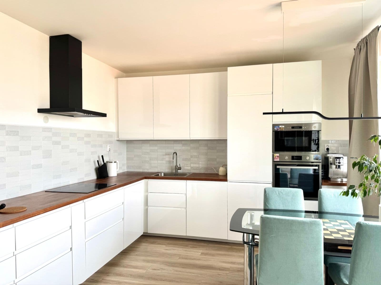 1 bedroom with open-plan kitchen flat to rent, 57 m², Piskáčkových, Prague, Prague 1 bedroom with open-plan kitchen flat to rent, 57 m², Piskáčkových, Prague, Prague