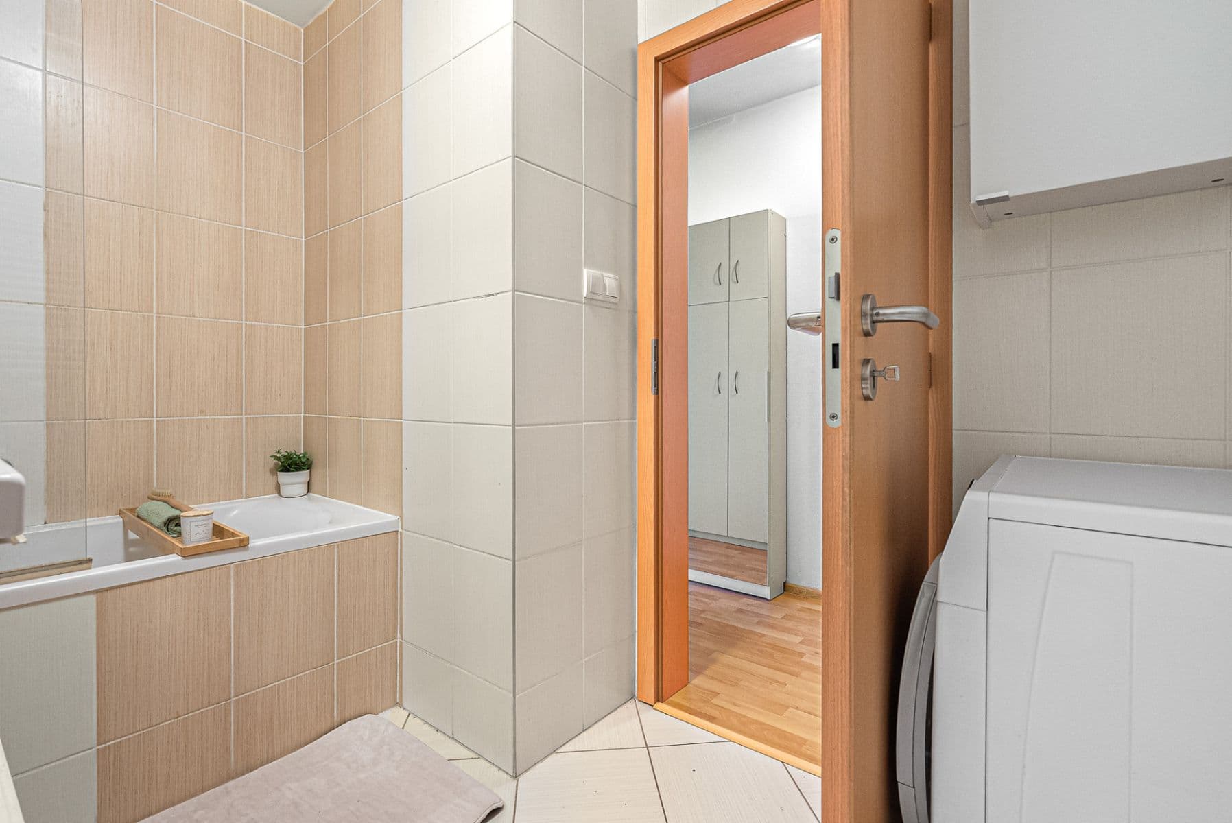 Studio flat to rent, 30 m², Žitná, Hostivice, Středočeský Region Studio flat to rent, 30 m², Žitná, Hostivice, Středočeský Region