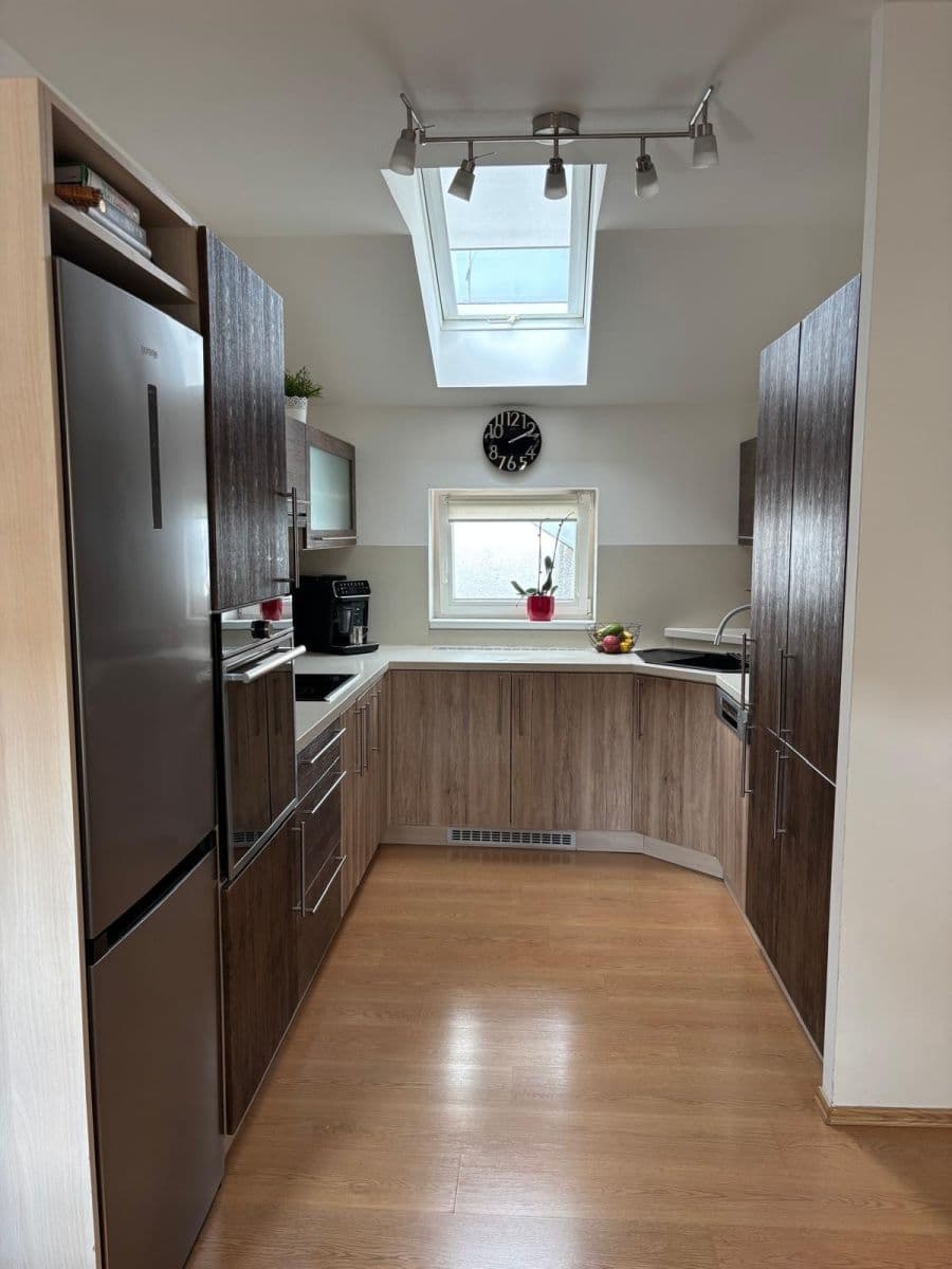 2 bedroom with open-plan kitchen flat for sale, 84 m², Dómská, Litoměřice, Ústecký Region 2 bedroom with open-plan kitchen flat for sale, 84 m², Dómská, Litoměřice, Ústecký Region