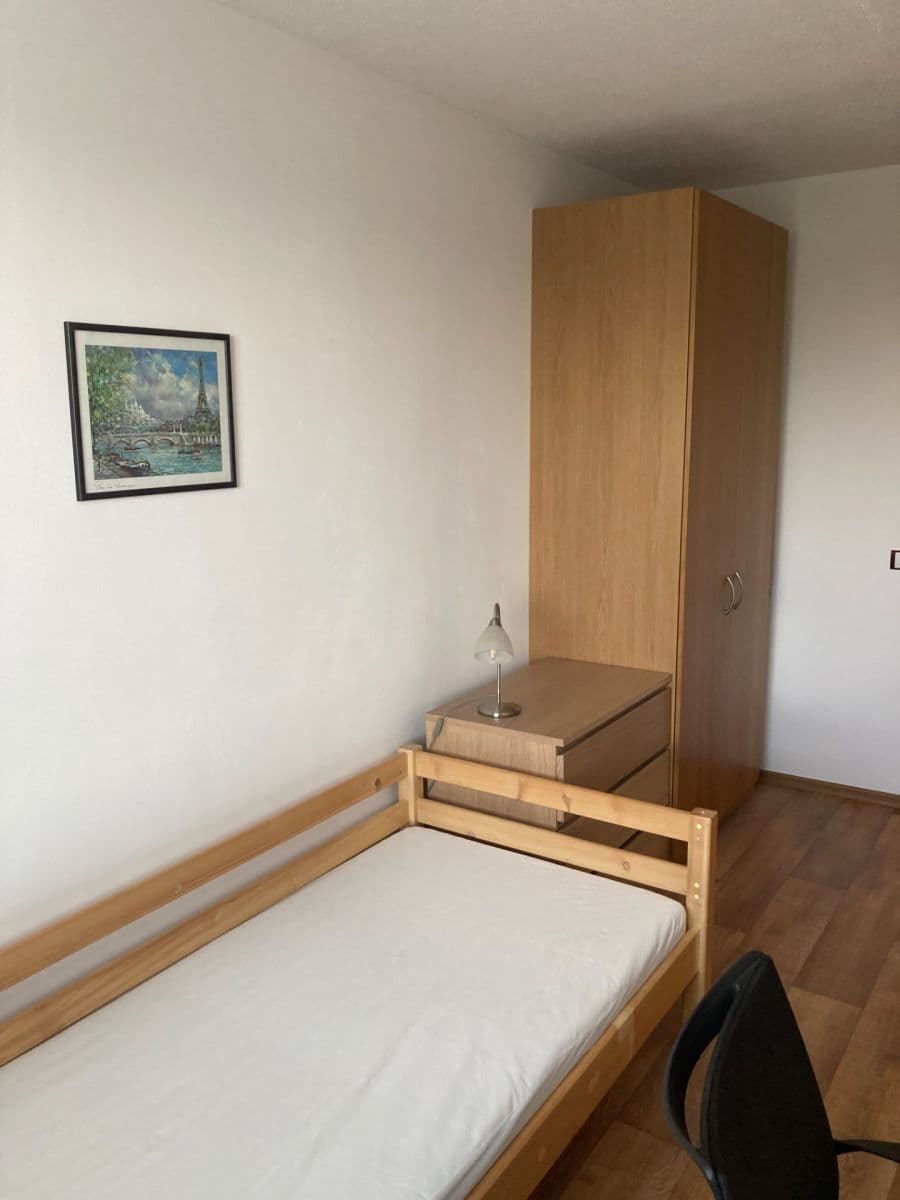 4 bedroom flat to rent, 90 m², Pertoldova, Prague, Prague 4 bedroom flat to rent, 90 m², Pertoldova, Prague, Prague