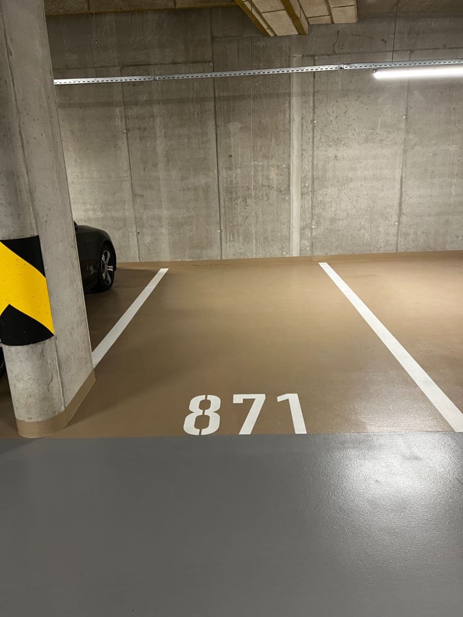 garage to rent, 12 m², Mezi Vodami, Prague, Prague garage to rent, 12 m², Mezi Vodami, Prague, Prague