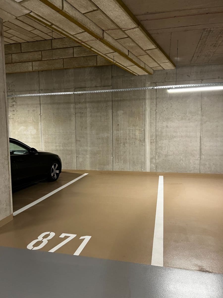 garage to rent, 12 m², Mezi Vodami, Prague, Prague garage to rent, 12 m², Mezi Vodami, Prague, Prague