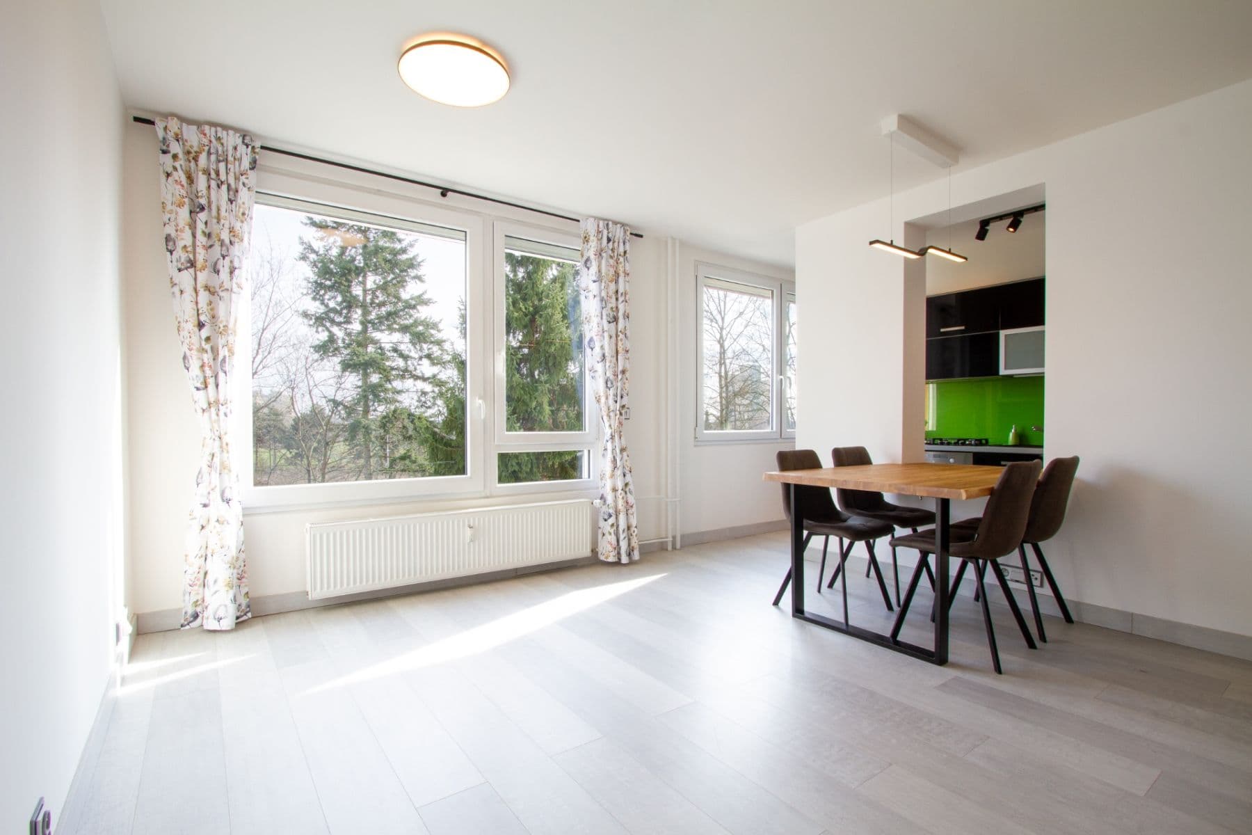 2 bedroom with open-plan kitchen flat to rent, 66 m², Třebenická, Prague, Prague 2 bedroom with open-plan kitchen flat to rent, 66 m², Třebenická, Prague, Prague